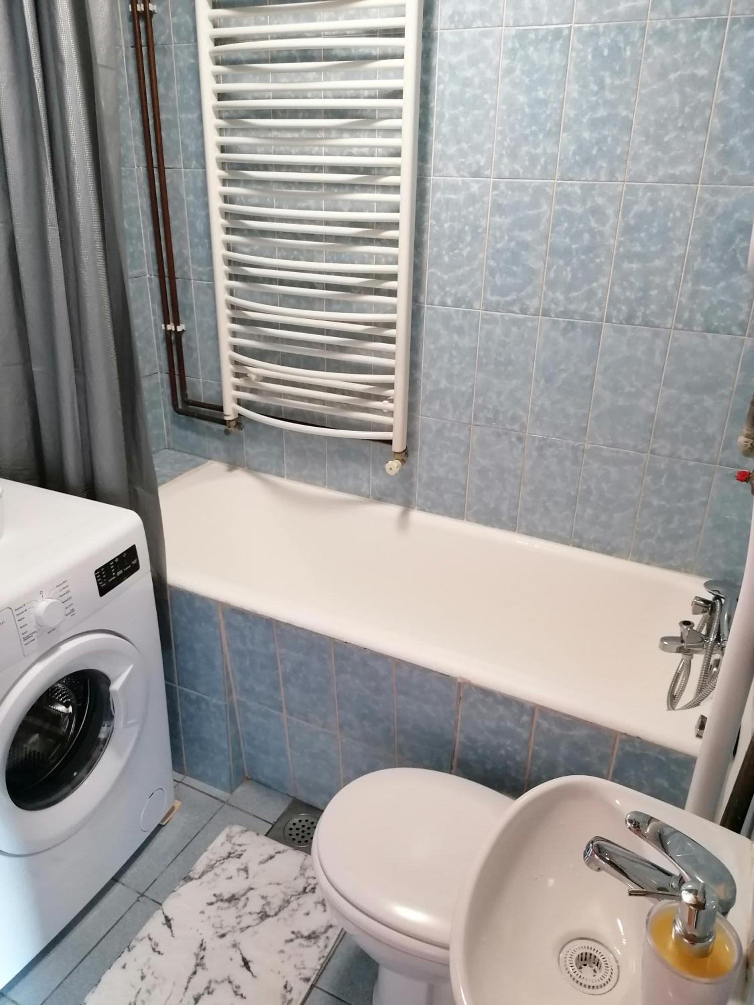 Cozy 1-Bdrm Apt In Dubec, Ideal For Work Or Study เซสเวเต ภายนอก รูปภาพ